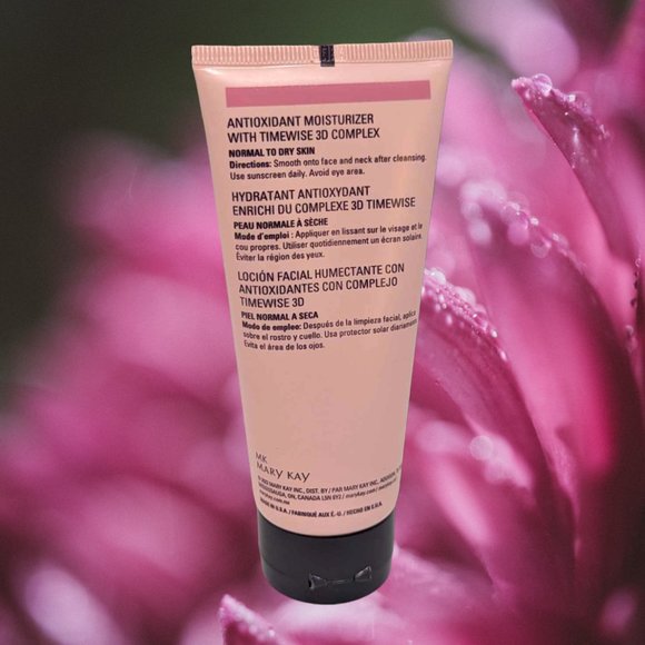 Normal/Dry TimeWise Antioxidant Moisturizer Mary Kay - Picture 3 of 5